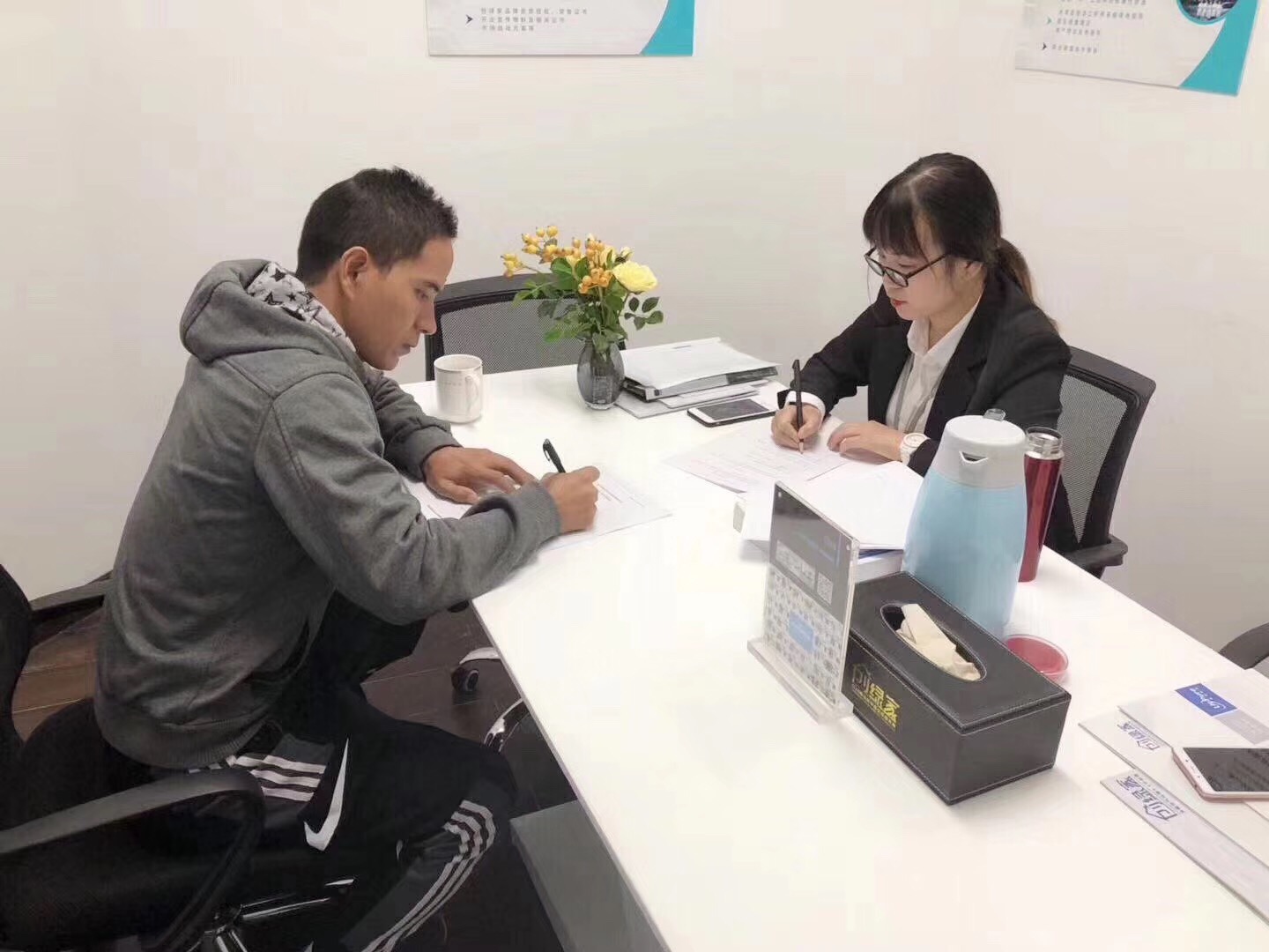 熱烈祝賀陳總簽約創(chuàng)綠家河南省縣級市代理！
