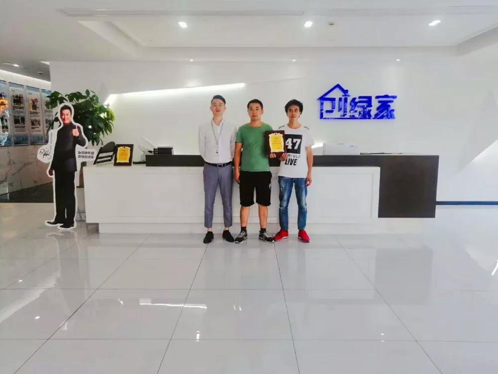 熱烈祝賀王總簽約創(chuàng)綠家上海市區(qū)級代理！