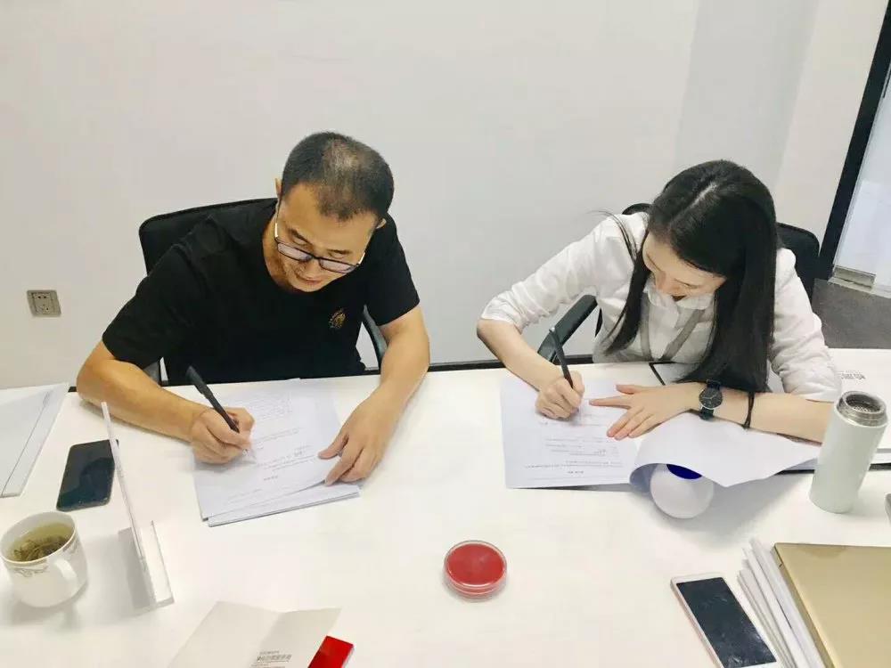 熱烈祝賀袁總簽約創(chuàng)綠家四川省涼山彝族自治州區(qū)級代理！