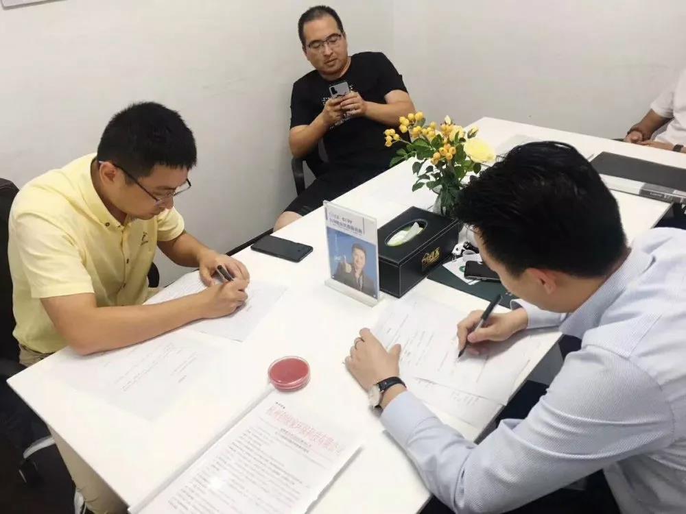 熱烈祝賀湯總簽約創(chuàng)綠家浙江省溫州市區(qū)級代理！