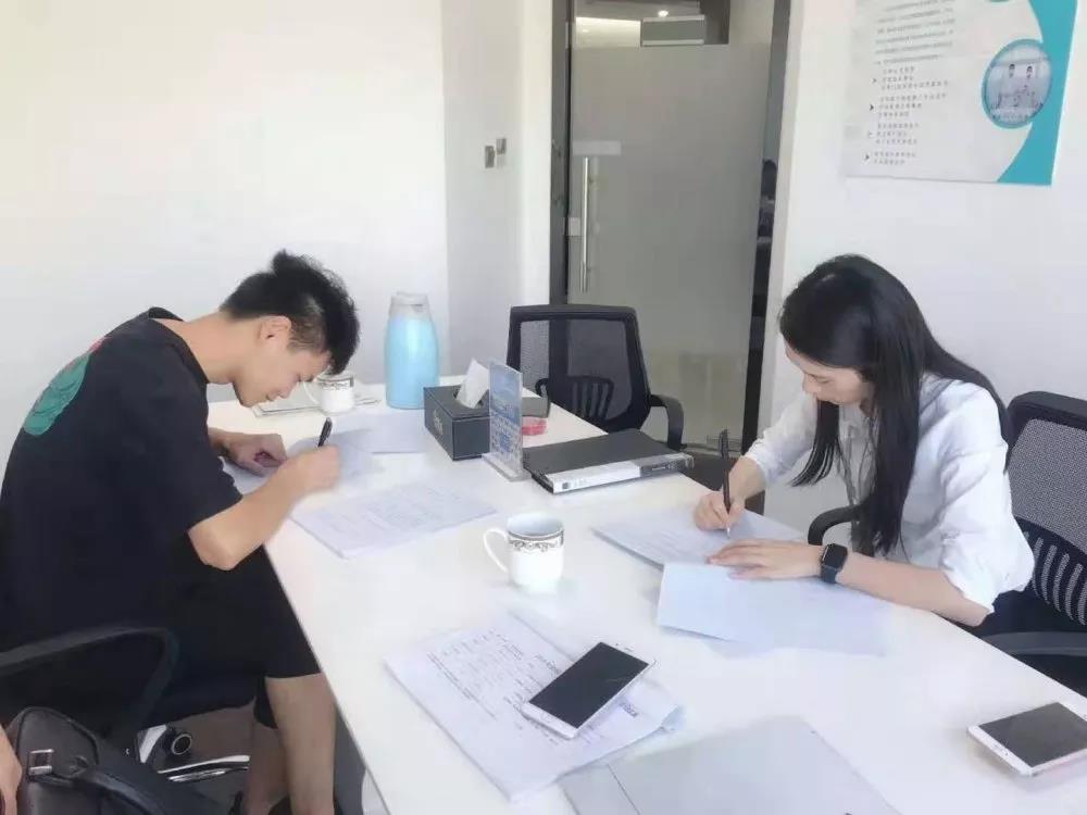 熱烈祝賀劉總簽約創(chuàng)綠家浙江省臺州市區(qū)級代理！